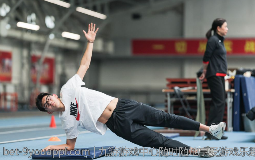 九游游戏中心随时随地享受游戏乐趣