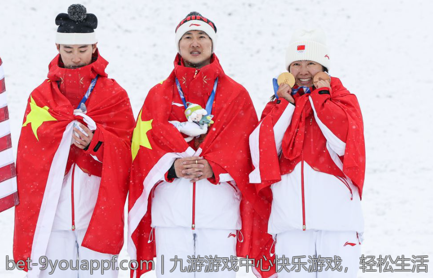 九游游戏中心快乐游戏，轻松生活